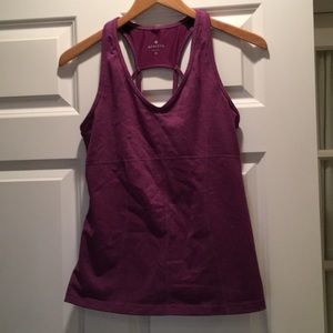 Semi fitted tanks with built in shelf bra